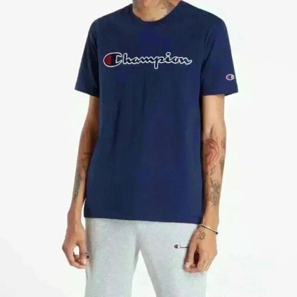 Champion Causal Short Sleeve Tee Shirt w/ Logo, Size M
